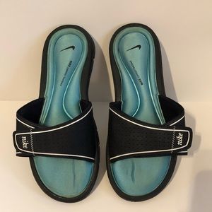 Nike Women's Comfort Slides 7